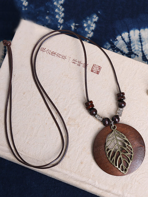 Vintage Alloy Leaf Wooden Pandent Necklace